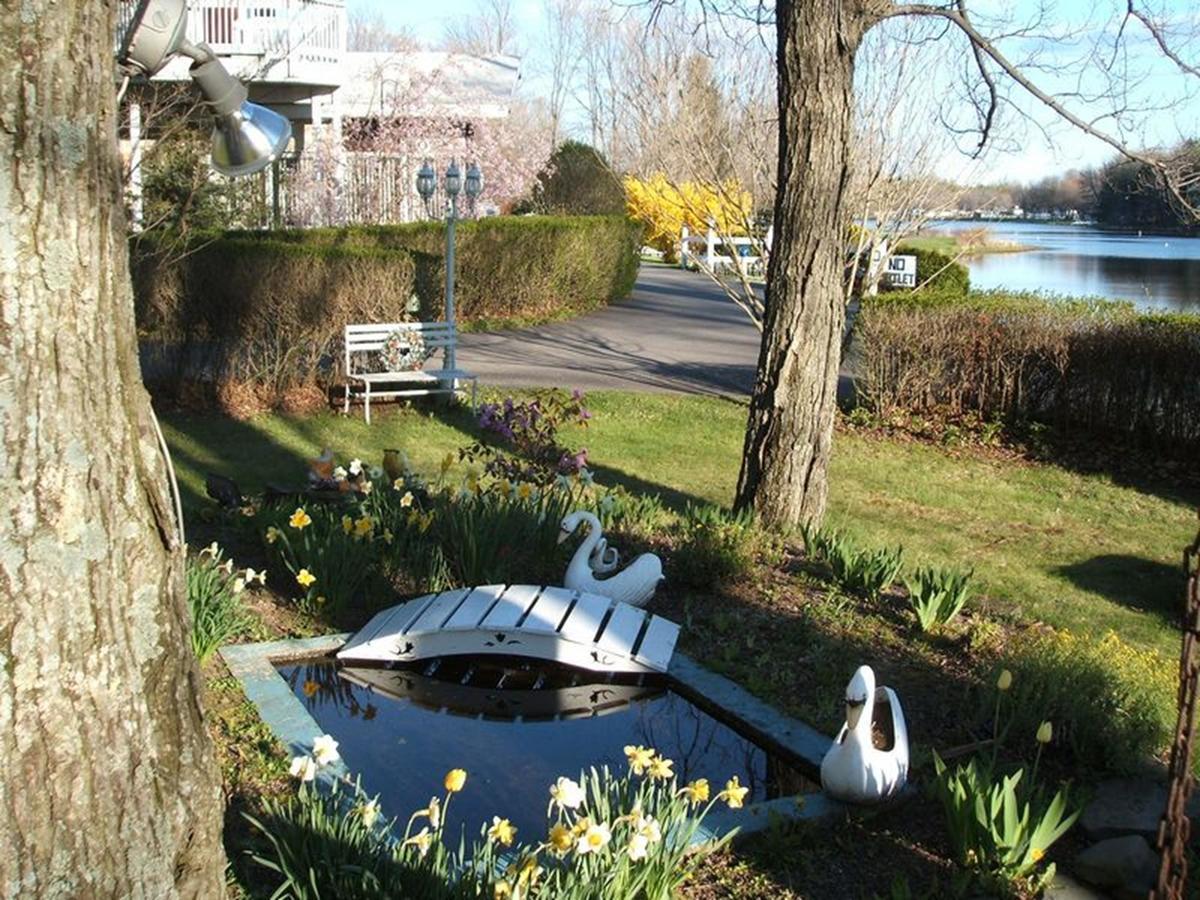 Lake Moc A Tek Inn Lakeville Bagian luar foto